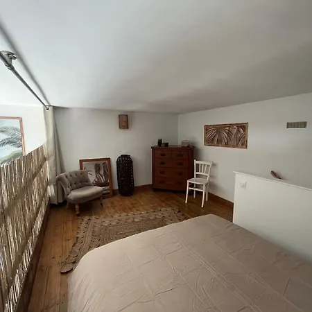 Ma A La De Dunkerque, Duplex Bord De Acces Direct En Rdc, Malo Les Bains *