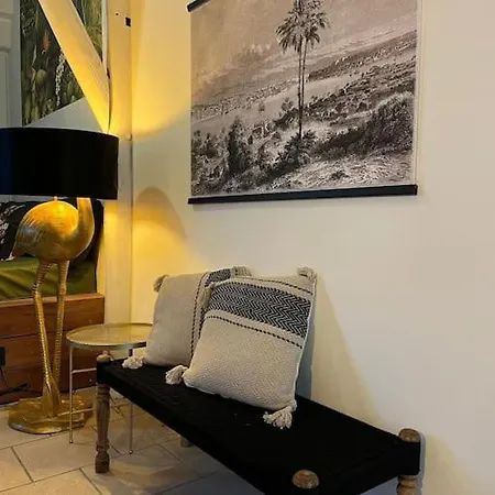 Malo, Duplex Bord De Acces Direct En Rdc